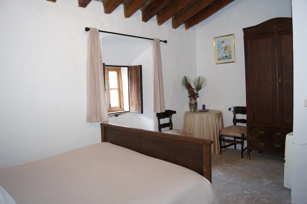 Gasthaus Agroturismo Balitx D'Avall Fornalutx Zimmer foto